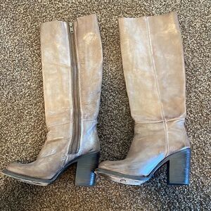 Freebird by Steven- Beau Knee High Double Zip Boot, Women’s size 6